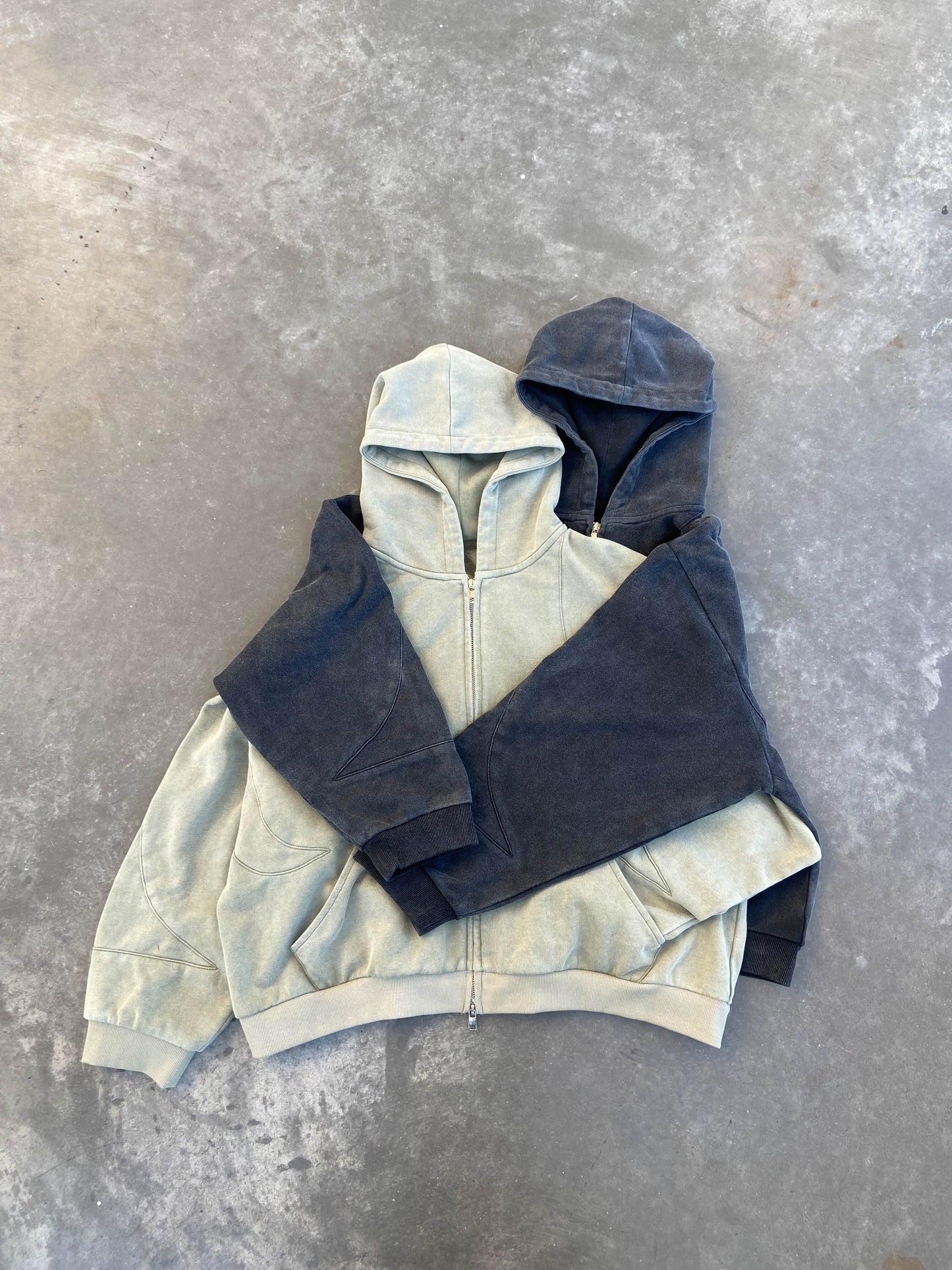 Arch Zip Sage Green